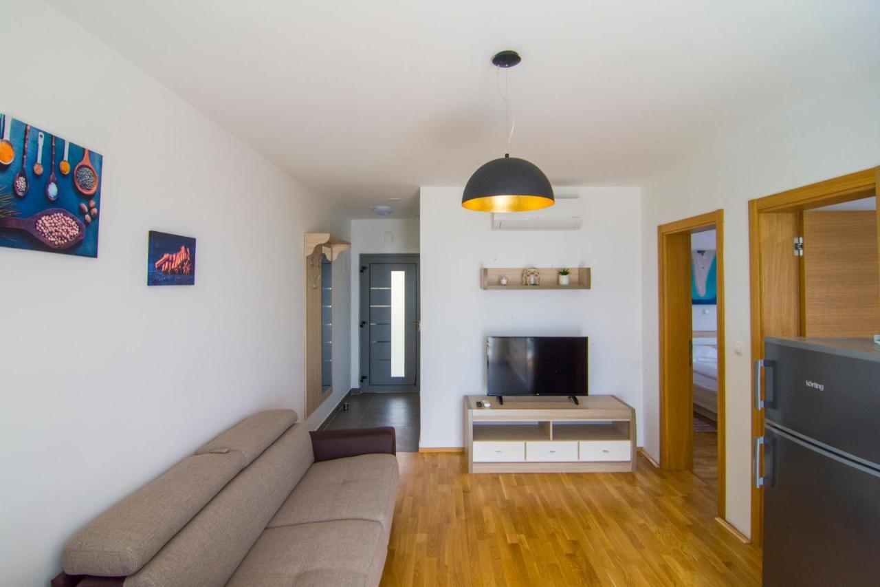 Nikola - Amazing Sea View Apartment Bol